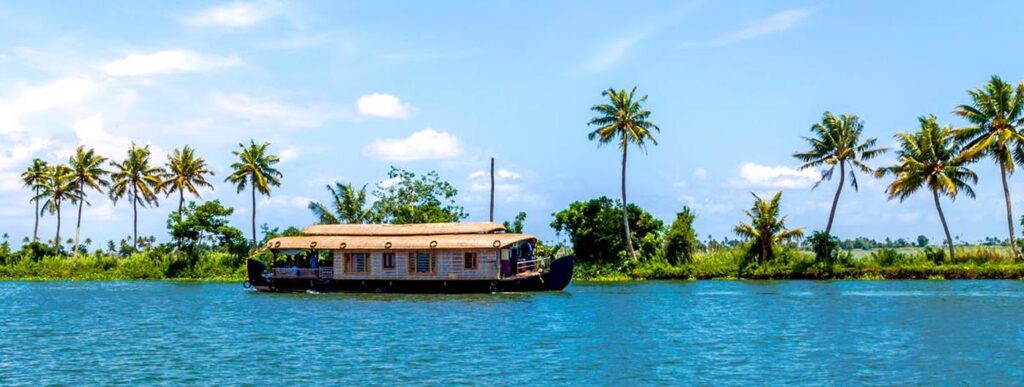 A Comprehensive Guide to Alleppey Houseboat Trip