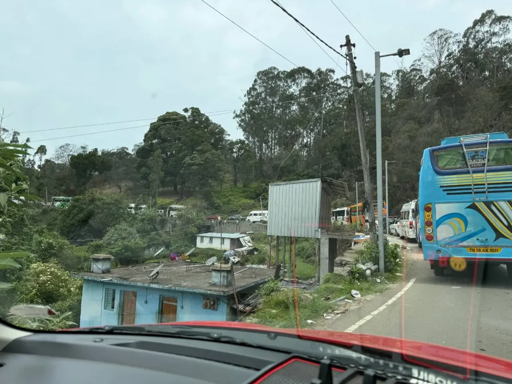 Heavy traffic block during Kodaikanal trip near tourist spots